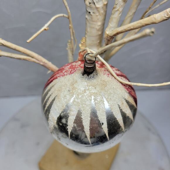 Antique Swan Indent Reflector Ornament 2.5" Red Hand Painted Starburst Poland - Picture 8 of 13